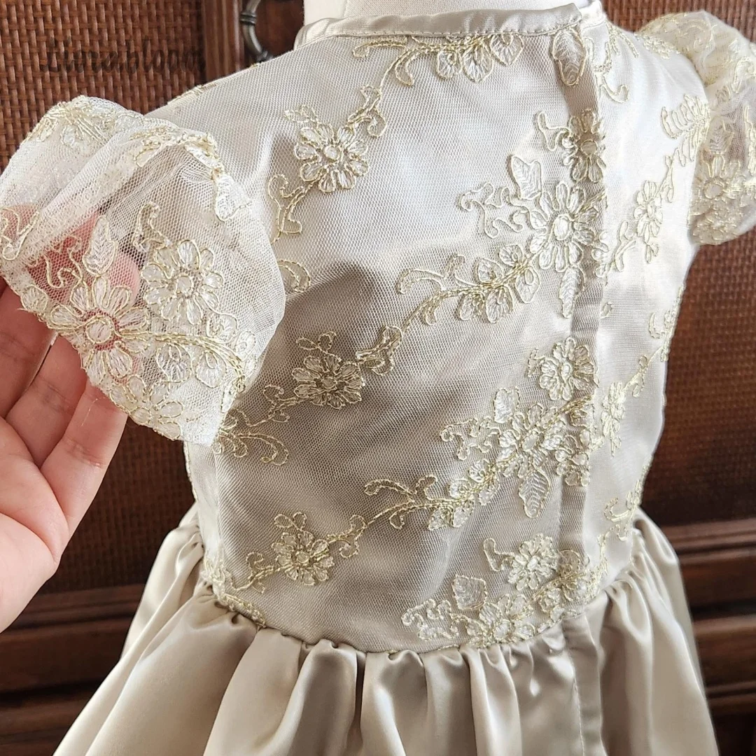 Abito Elegante da Cerimonia per Ragazze con Gonna Voluminosa, Design Personalizzato in Pizzo, Vestito in Tulle per Matrimoni e Feste