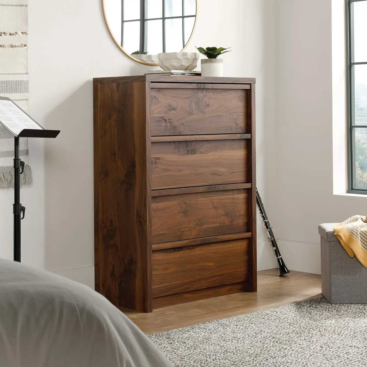 

Sauder Harvey Park 4-Drawer Chest, Grand Walnut finish