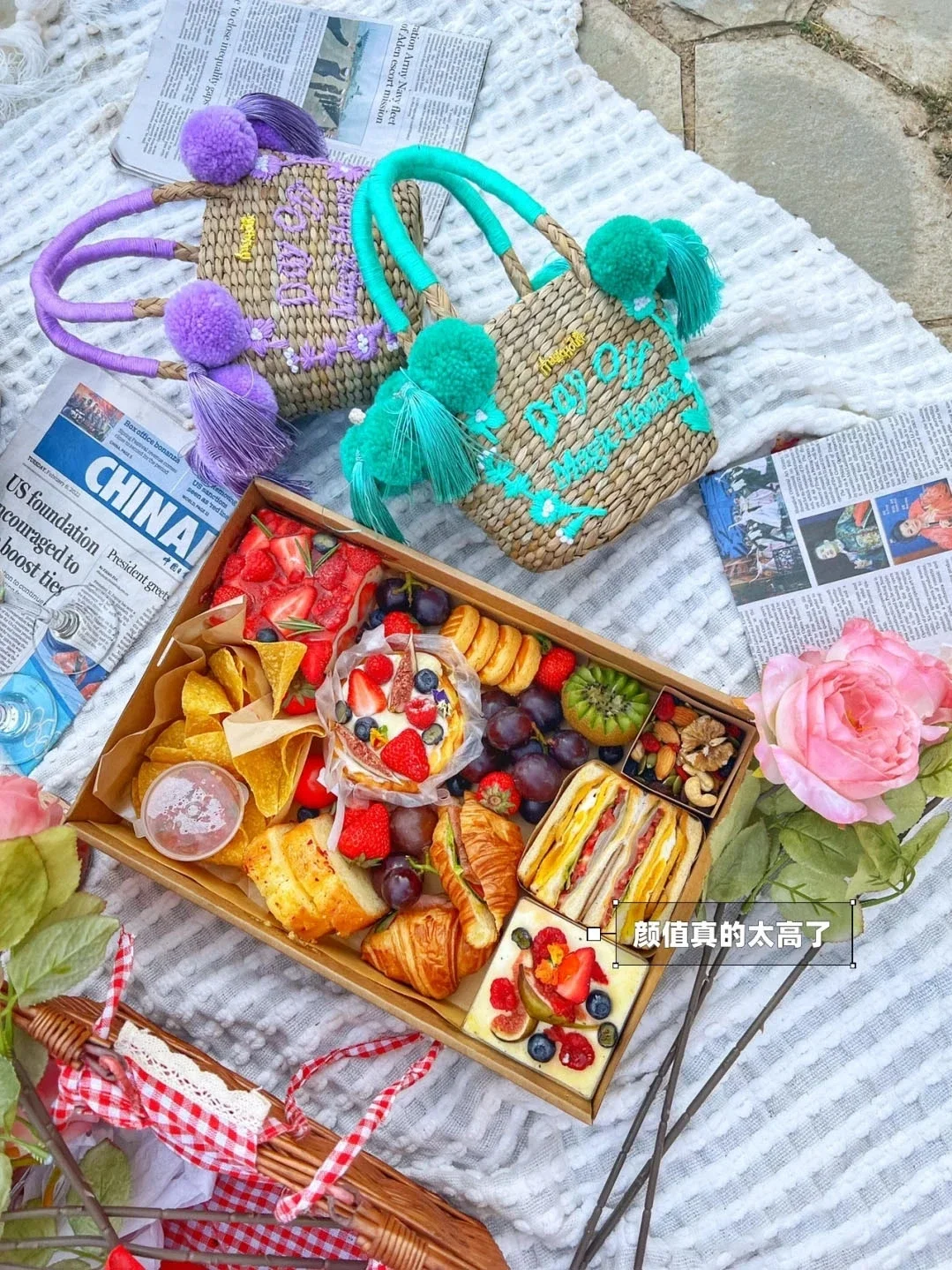 Kraft Paper Afternoon tea picnic box spring outing food tiramisu box bento packing box Christmas Gift Boxes Window Display Box