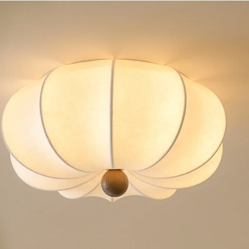 Medieval silk ceiling lamp B & B bedroom restaurant retro zen cream wind study lamp