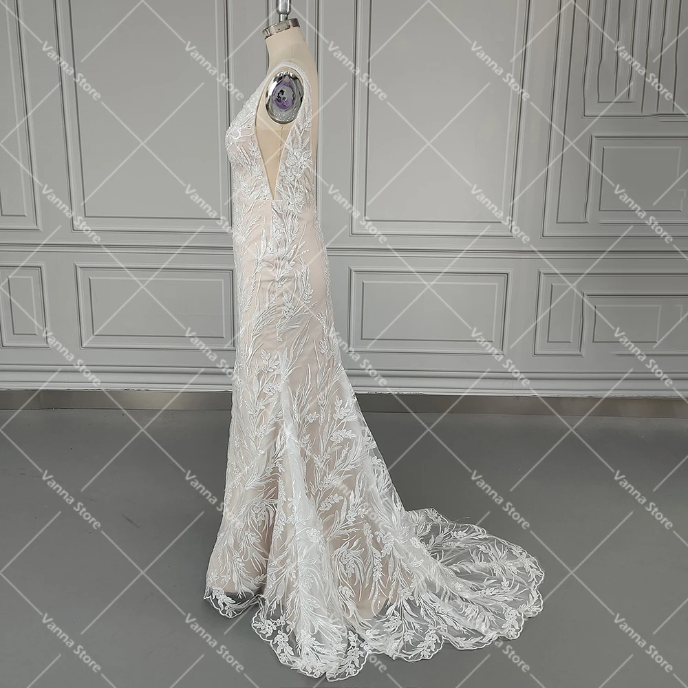 Robe de Mariée Sirène de Luxe sur Mesure avec Perles Lourdes, Col en V, Coupe Basse, Dos Ouvert, Dentelle Festonnée, Photos Réelles de Patients, Peu importe