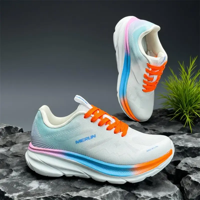 

Новые дышащие кроссовки для бега весна-лето, модные универсальные кроссовки с градиентной подошвой