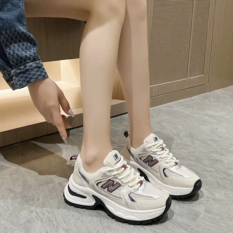 2024 New Luxury Thick Sole Sneakers Fashion Solid Color Sports Shoes Women\'s Mesh Breathable Thick Sole Tennis Vulcanized Shoes