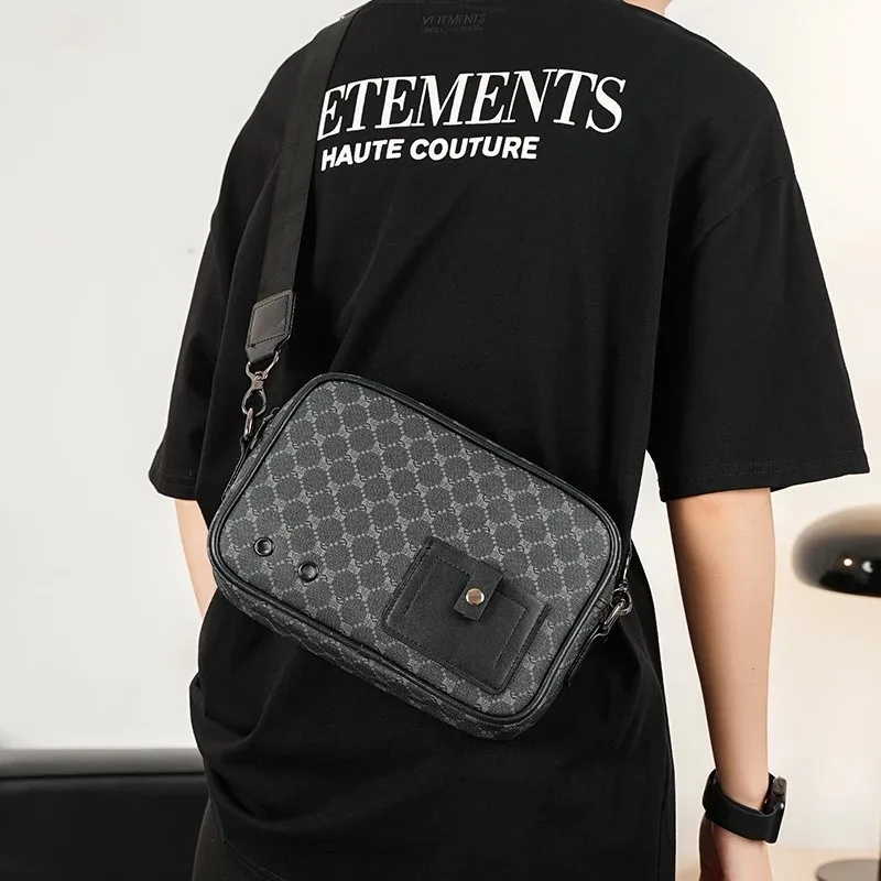 Designer Shoulder Bag for Men Bags Leather Casual Man Messenger Bag Everyday Male Bag Sling Pack Crossbody Bag Luxury Brand