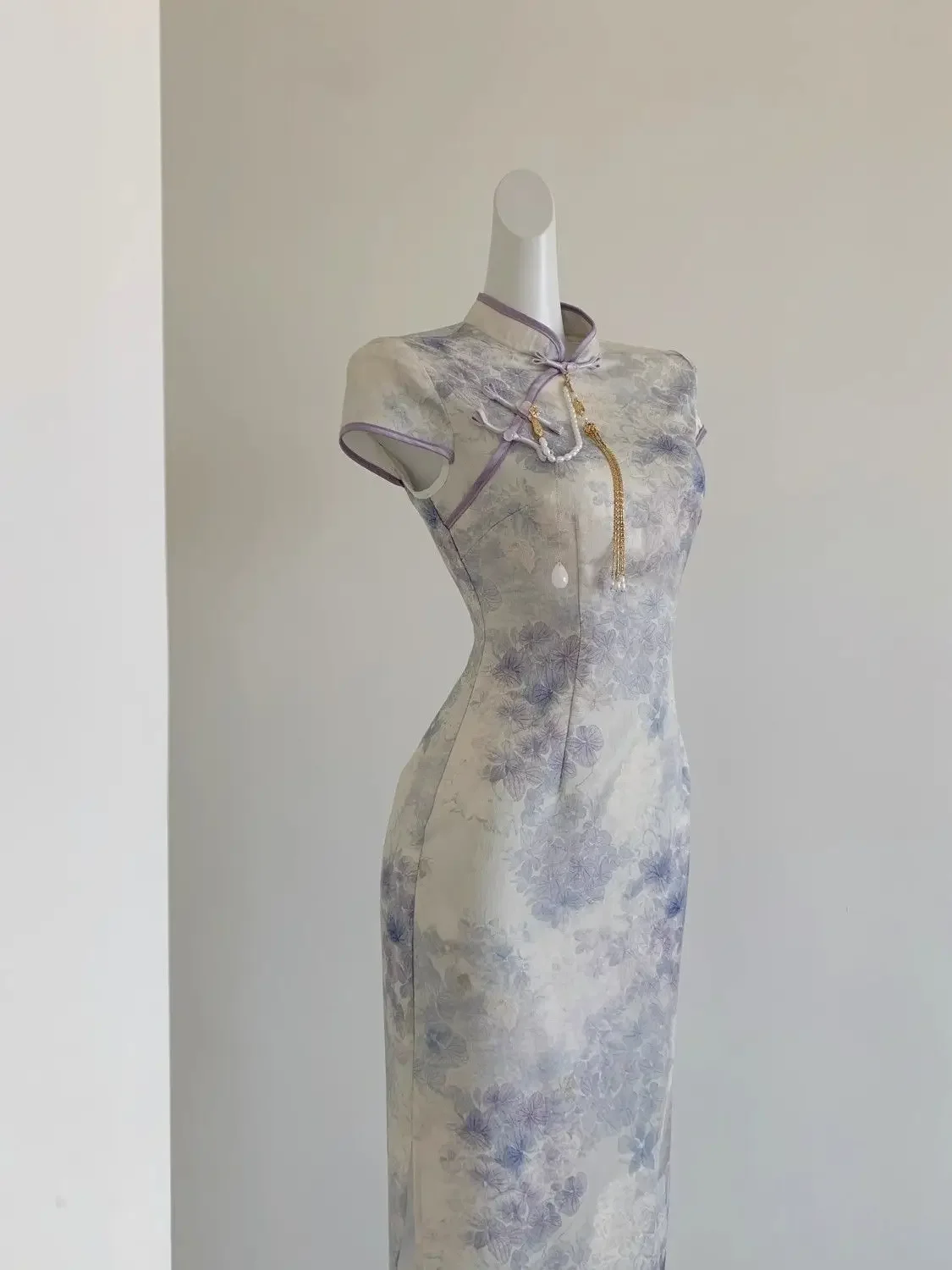 

Новое элегантное жаккардовое платье Cheongsam в китайском стиле, женское летнее длинное повседневное платье Qipao для молодых людей