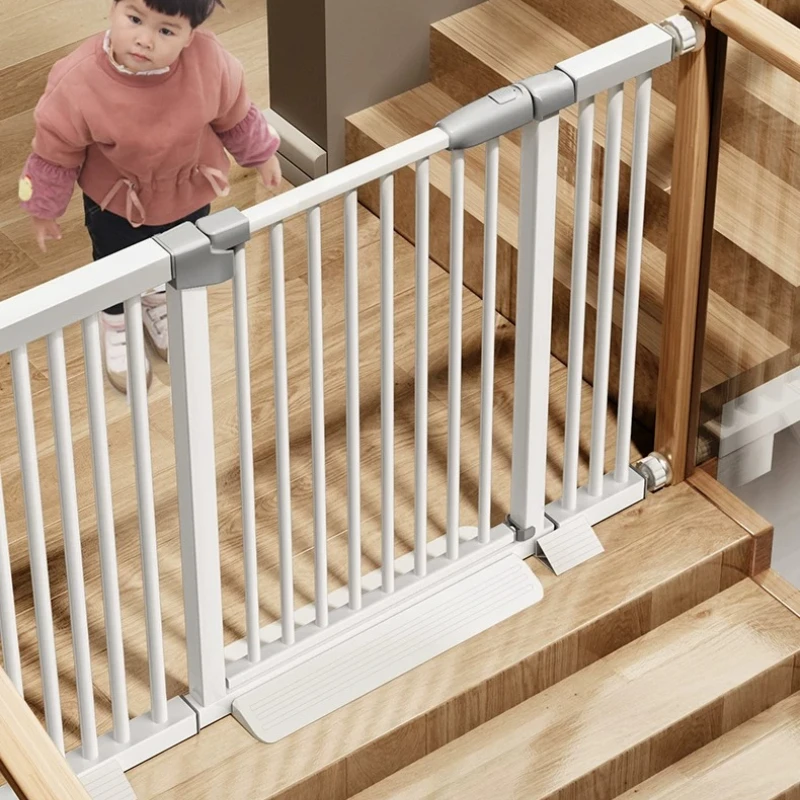 Kennel Balcony Dog Fence Supplies Outdoor Playpen modern Nordic Dog Fence Grating Folding Modular Dog Fences Indoor Dog Supplies