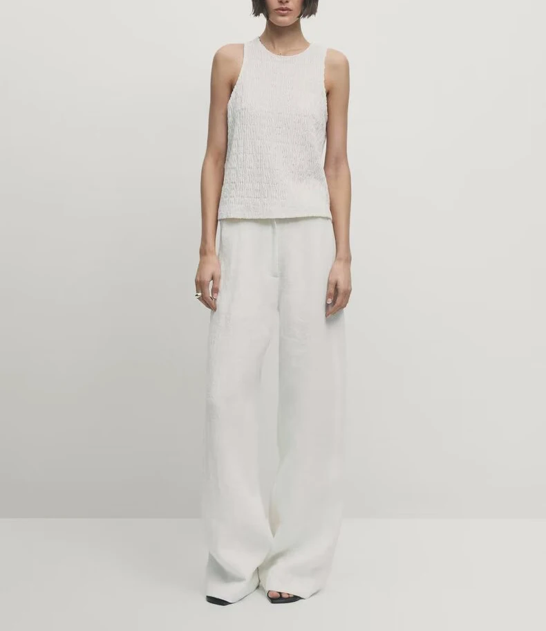 Elegant Back Slit Sleeveless round Neck T-Shirt Textural Aesthetic MD Women's Fashion New Arrival Commute Style Slim Fit Poly...