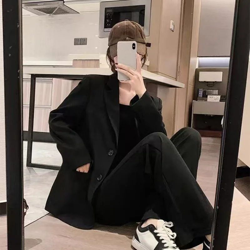 Black Small Suit Jackets for Women 2025 Autumn New High Quality Single-Breasted Blazers Woman Casual All-Match Loose Blazer Coat
