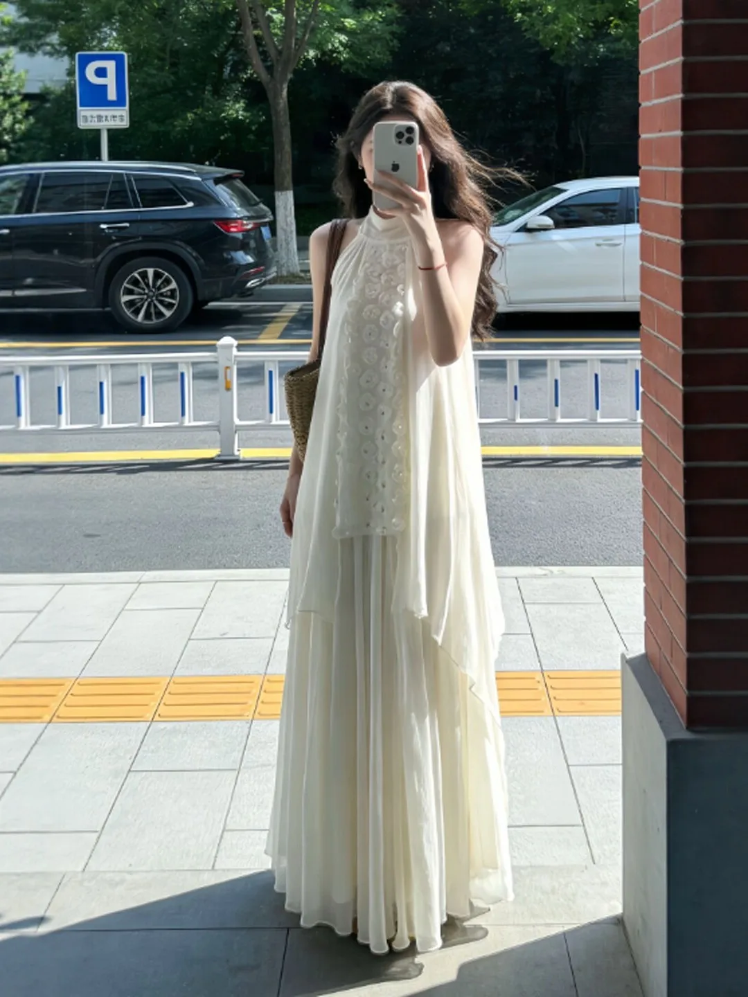 

Gentle Wind Unique Beautiful Hanging Neck Top Half Skirt Two-Piece Set Complete OOTD Summer 2026 Fashion Women's Ensemble