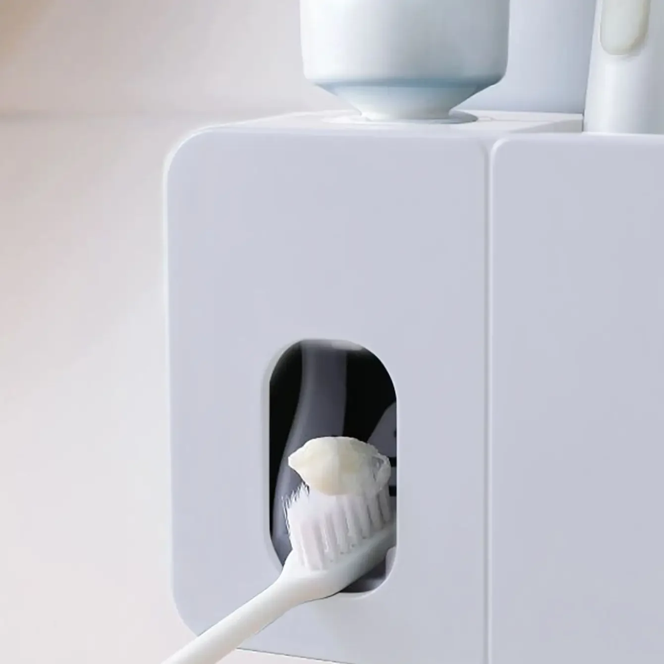 1pc-Upgrade your bathroom with this automatic toothpaste dispenser and wall mounted bracket!