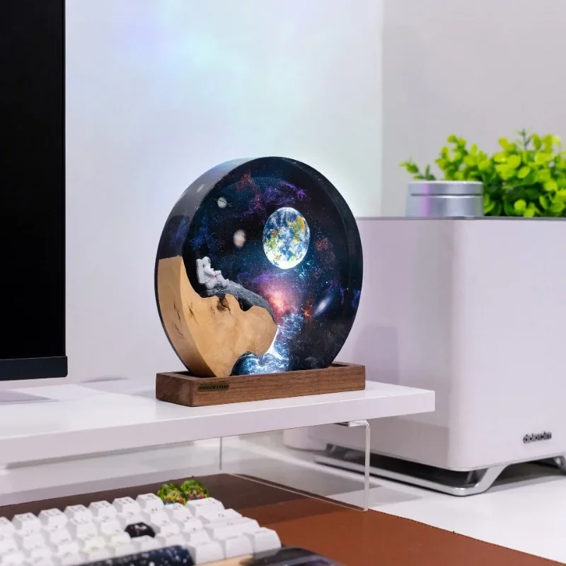 Lámpara de decoración de arte creativo, luz de mesa de resina, noche espacial, Galaxia, astronauta, cohete, carga USB