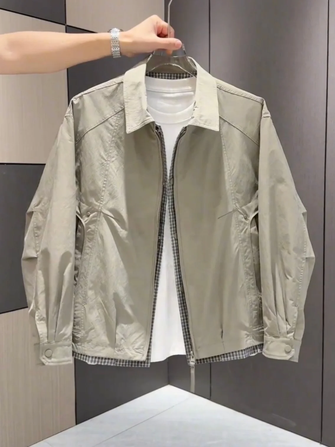 

Весенняя новинка: Мужская модная универсальная куртка с имитацией двухслойности и клетчатыми вставками, дышащая, приятная к телу, для активного отдыха