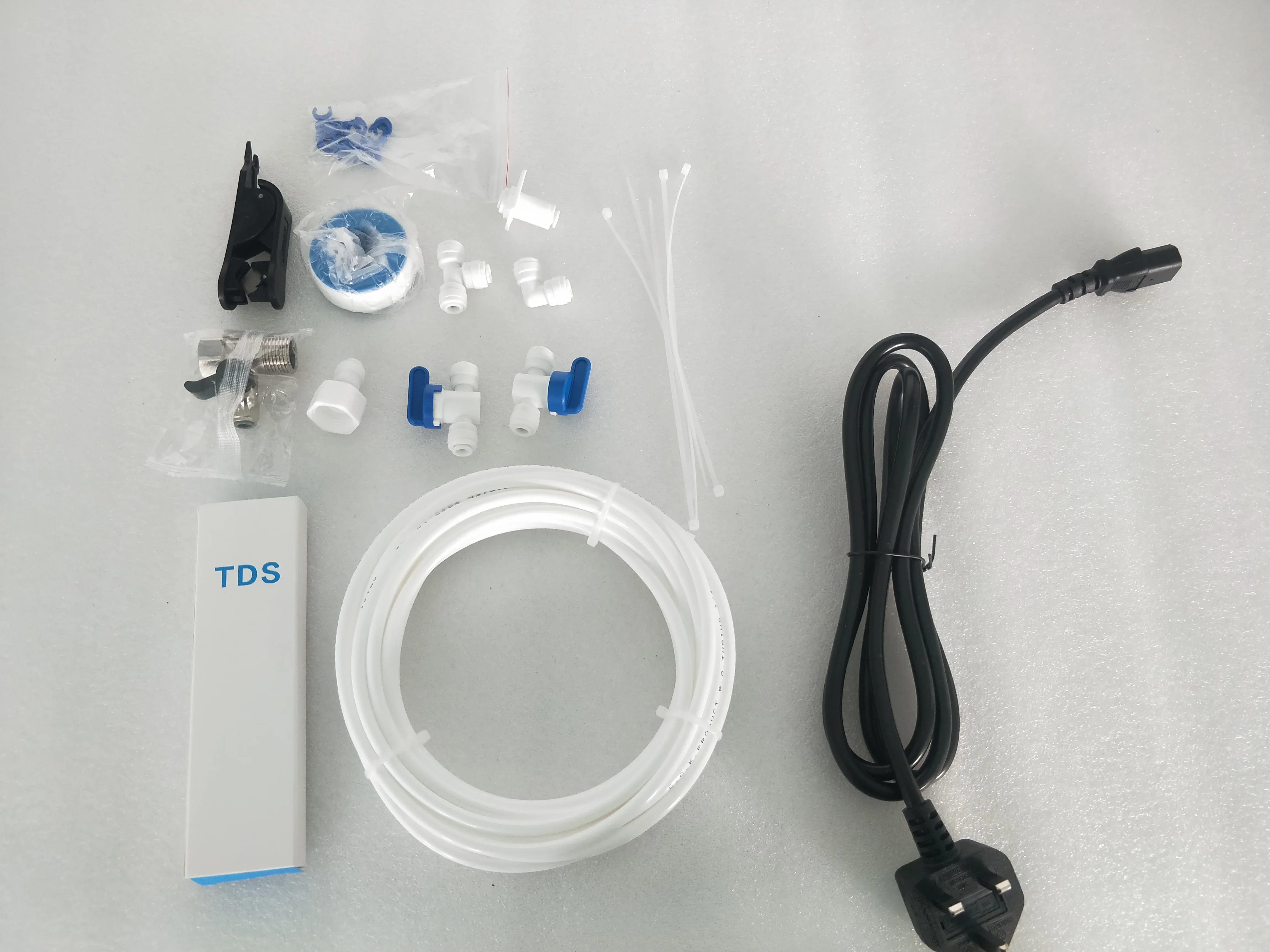 Laboratory High-Purity Reverse Osmosis Membrane Water Purification System Deionized Water Machine for Removes Organic Impurities