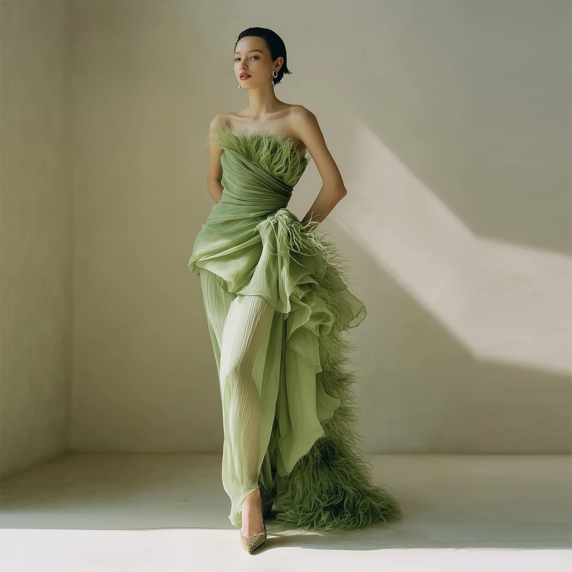 

Light Green Feather Strapless Evening Gowns Sheath Floor Length Women Formal Occasion Party Dress Ruffles Prom Dres