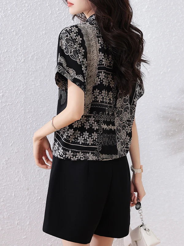 เสื้อยืดแฟชั่นประดับเพชรหรือเสื้อยืดผู้หญิงรุ่นใหม่ปี 2025 สีสันหลากหลาย สไตล์ลำลอง ทรงหลวม