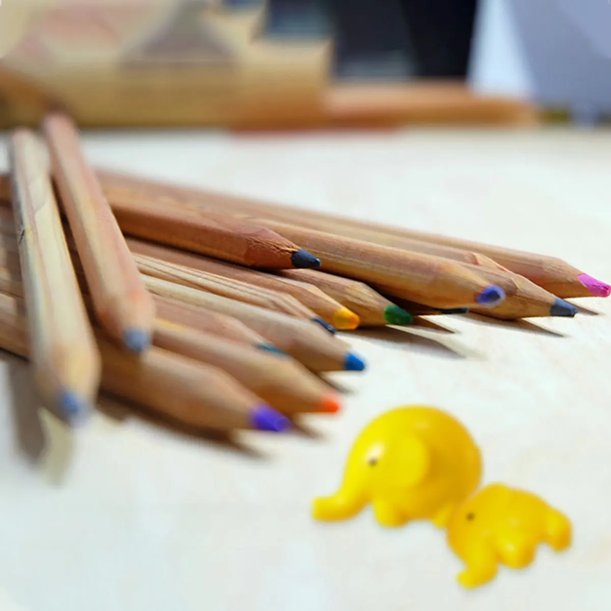 

12Pcs Animal Design Pencil Sharpener Compact Cartoon Mini Manual Sharpener Practical Stationery for Kids Students