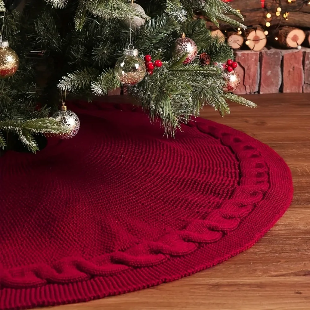 Classic Red /White Tree Skirt for Christmas Thick Plush Holiday Decoration Uses for Home Seasonal Party