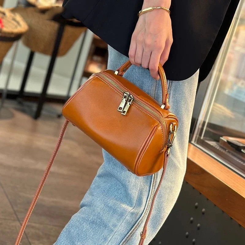 

Women's Fashion Handbag Top Layer Cowhide Tanned Leather Single Shoulder Crossbody Bag with Wide Strap Handheld Bag