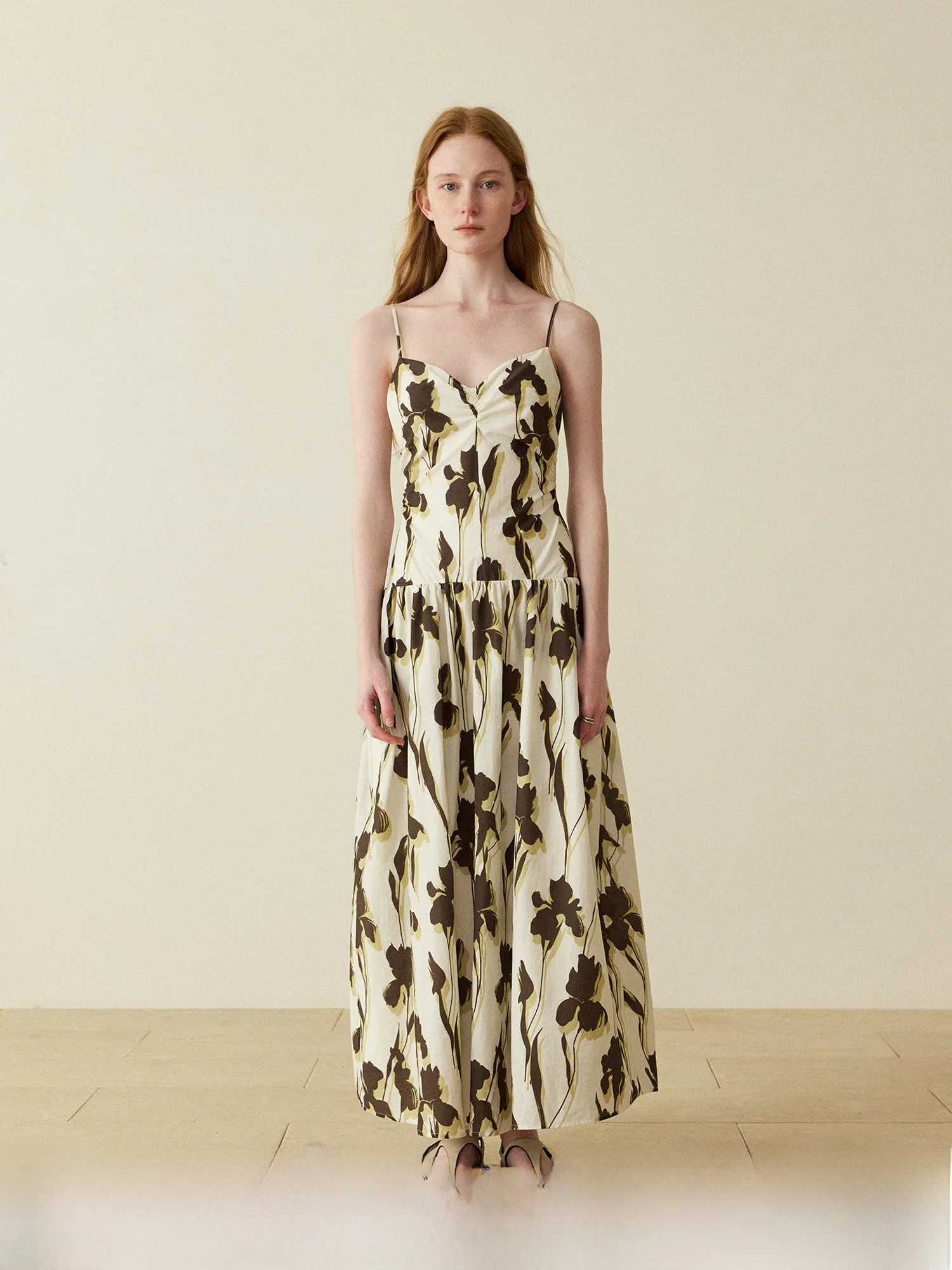 

Летнее женское платье MURMUR MI с романтическим принтом, V-образным вырезом и завязками на шее, свободного кроя, из смесового хлопка и марли, без рукавов, А-силуэт