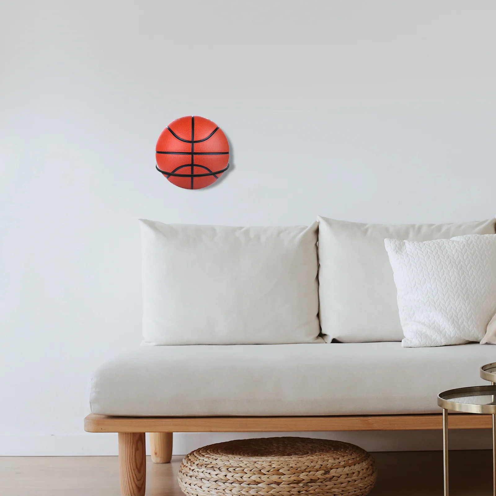 

2Pcs Basketball Holder Iron Display Rack Sturdy Wall Mounted Ball Storage Basketball Display Shelf for Mall Shop Gym