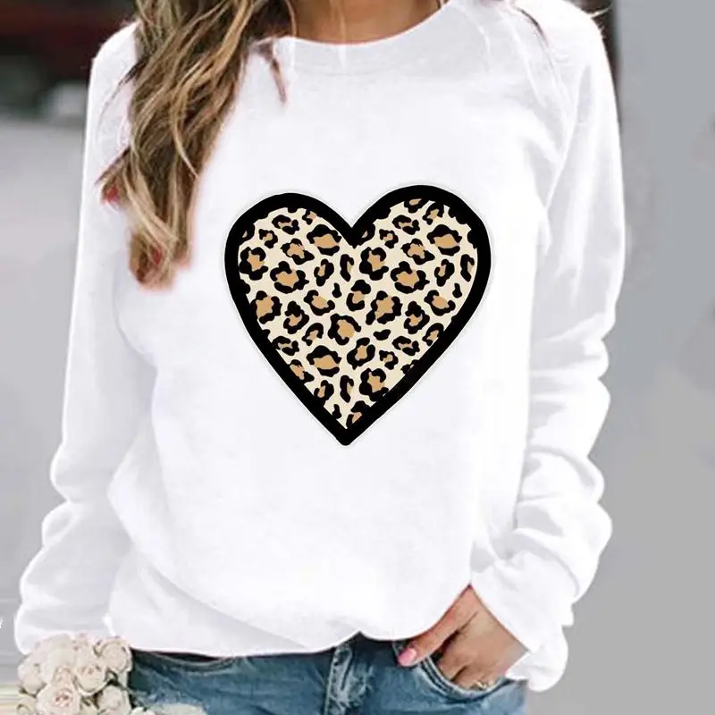 

Ladies Spring Autumn Winter Hoodies Womens Female O-neck Casual Sweatshirts Woman Leoaprd Love Heart 90s Pullovers Clothing