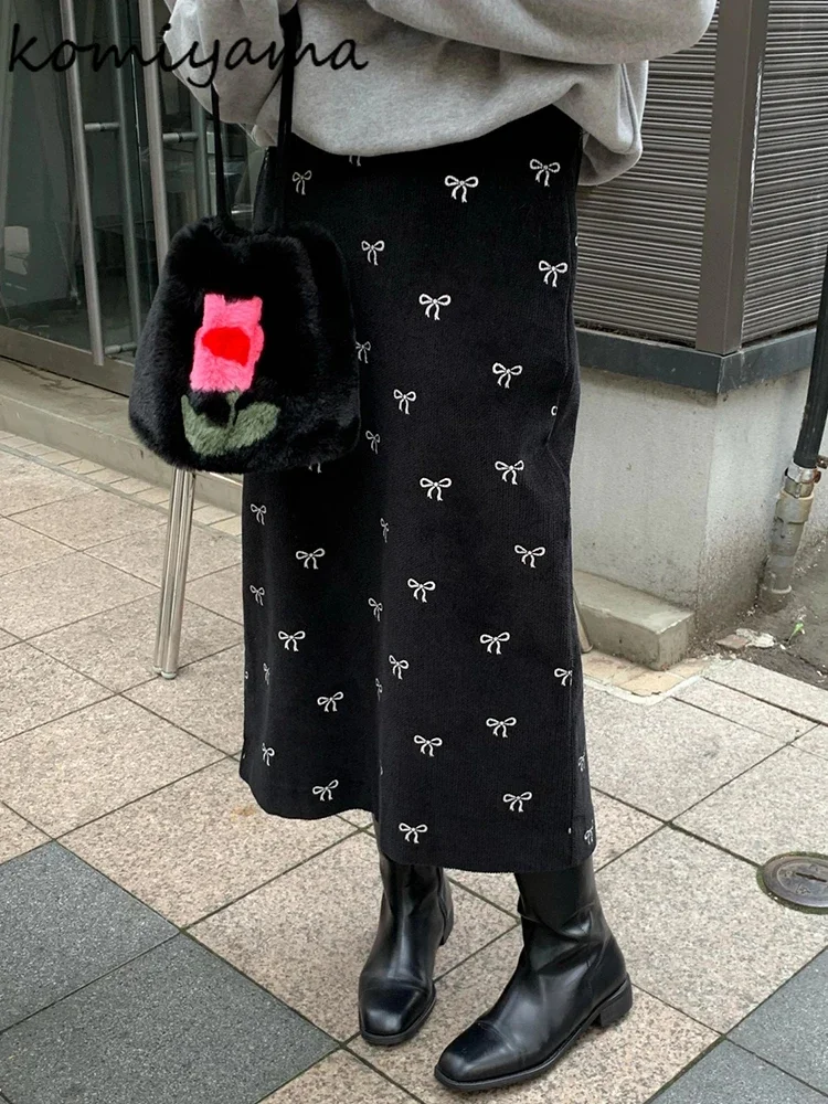 נשים הדפסה קשת קוריאנית 2025 faldas מותניים גבוהה חצאית מפוצלת חצאית קורדורוי סתיו סתיו חורף מתוק כל-התאמה רופא