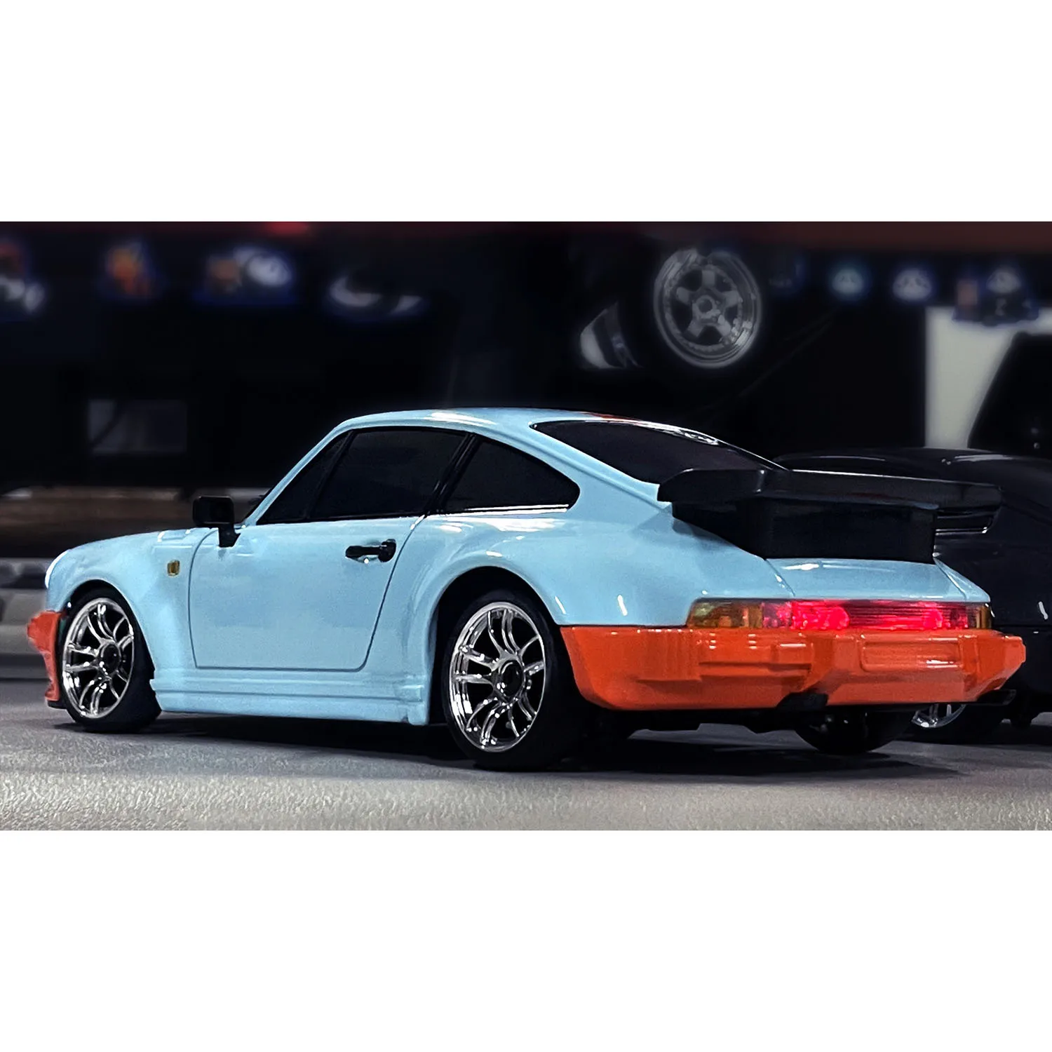 

Подарок LDRC LD1898 1:18 2,4G RC Drift Car 10 км/ч 4*2 Гоночные машины с дистанционным управлением Гироскоп Металлический приводной вал Свет RTR Игрушки