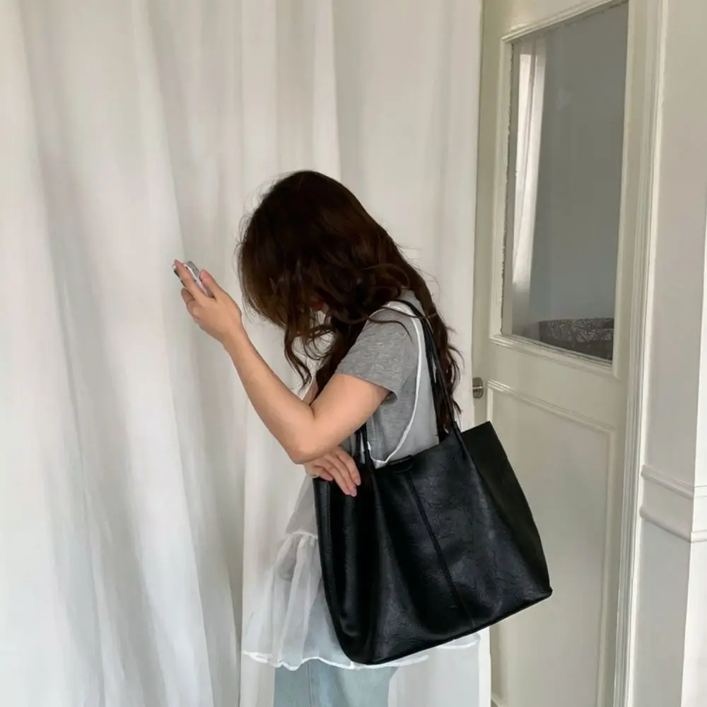 Minimalist Large Tote Bag Women Soft PU Leather Shoulder Handbag Korean Fashion Commuter Purse Casual Daily Underarm Bag