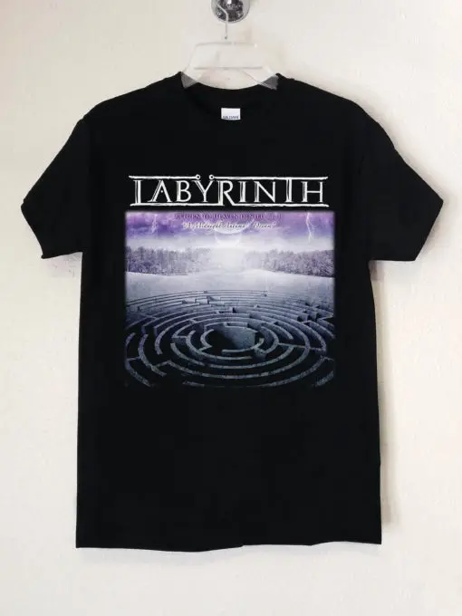 LABYRYNTH RETURN TO HEAVEN DENIED POLERA NEGRA MANGA CORTA HOMBRE