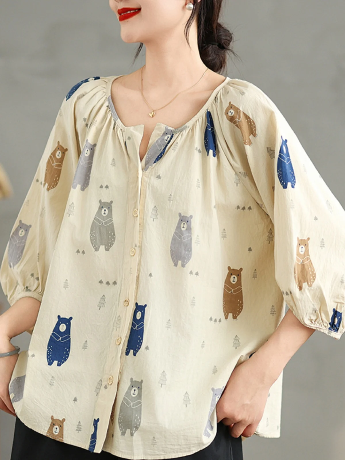 ゆったりとした綿素材のサマーニュースリーブVネックランタンスリーブベア柄フィット女性用ビジネスカジュアルファション通勤スリーブトップ