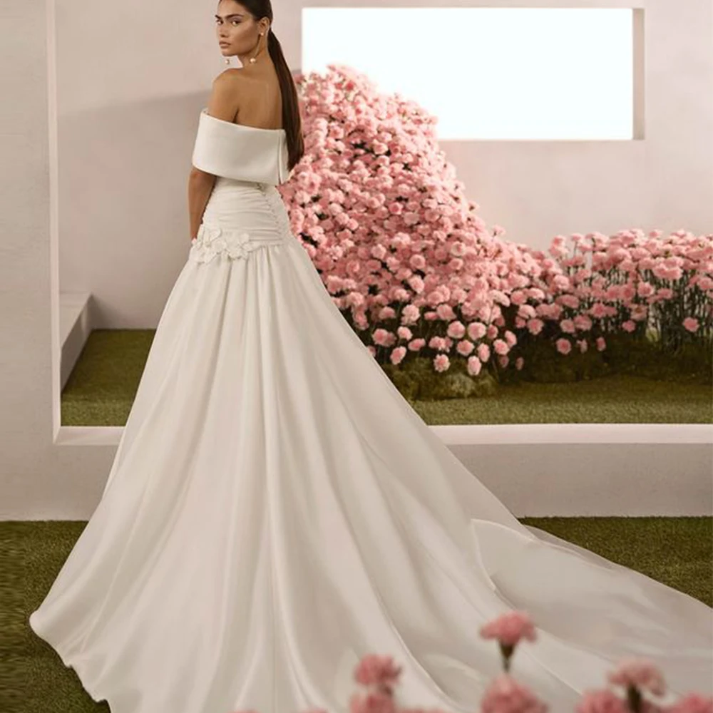 Sweetheart Pleat Handmade flowers Court Train Bridal Gown Elegant White Off The Shoulder A-Line Wedding Dress Customized