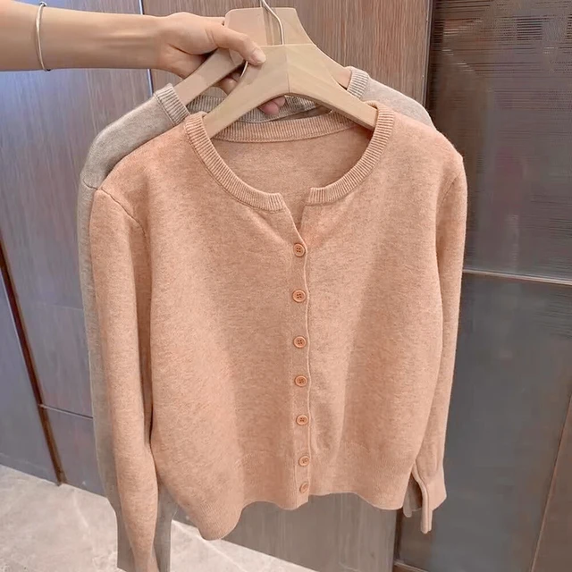 Nowa moda Damski cienki polarowy sweter z dzianiny Luźny krótki sweter z kaszmiru Okrągły dekolt, ciepły koreański sweter damski Odzież wierzchnia