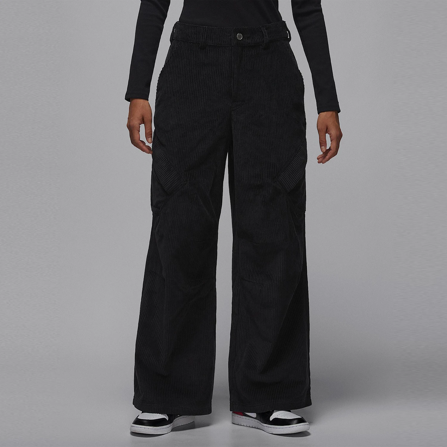 

Nike Jordan Women's Corduroy Loose Soft Lightweight Pants HV0347-010