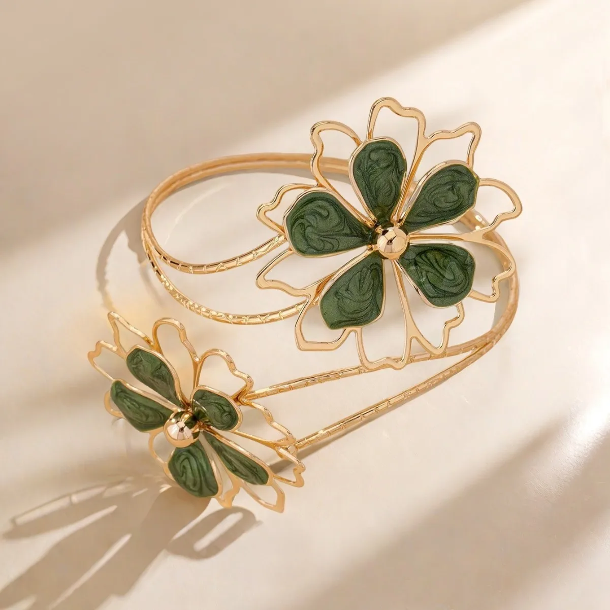 2025 New Multi-Colored Hollow Flower Open Cuff Armband for Women Trendy Spiral Geometric Metal Arm Bracelet Fashion Jewelry Gift