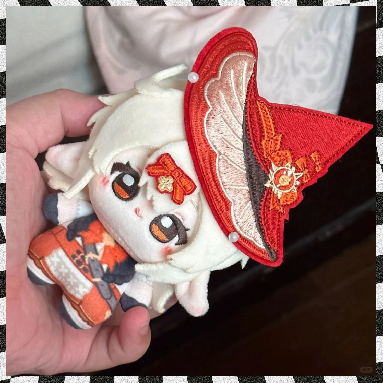 

Фаршированная 10 см аниме Genshin Impact Klee, мультяшная плюшевая кукла, игрушка COS, наряд для детей и взрослых, коллекционные хлопковые подарки