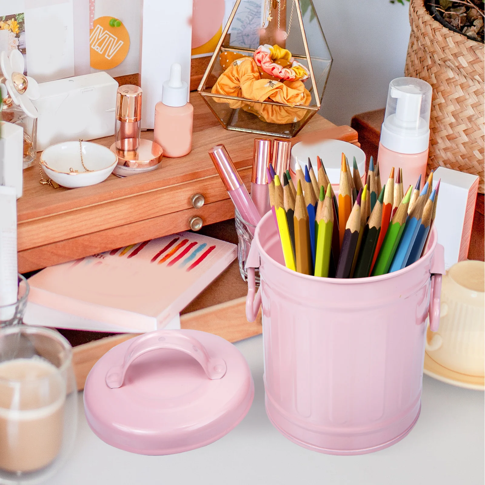 

Iron Pen Holder Pink Cartoon Design Desktop Stationery Organizer For Pens Pencils Makeup Brushes Metal Storage Cup