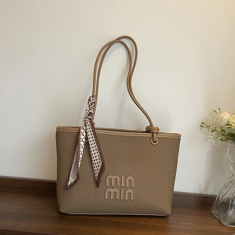 

​​2025 SS Minimalist Oversized Tote Bag, Spartan Solid-Color Shopper for Women, Commuter-Ready Day to Night Carryall