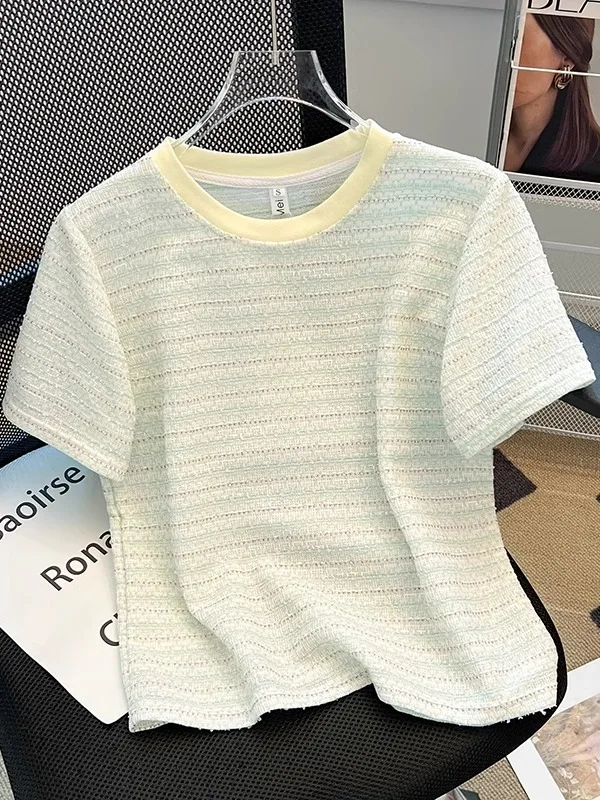 

Fenixuan Stripe ort Sve T-irt Women's Summer New Faionable round Ne Top Age-Defng Versatile Basic Crew Ne