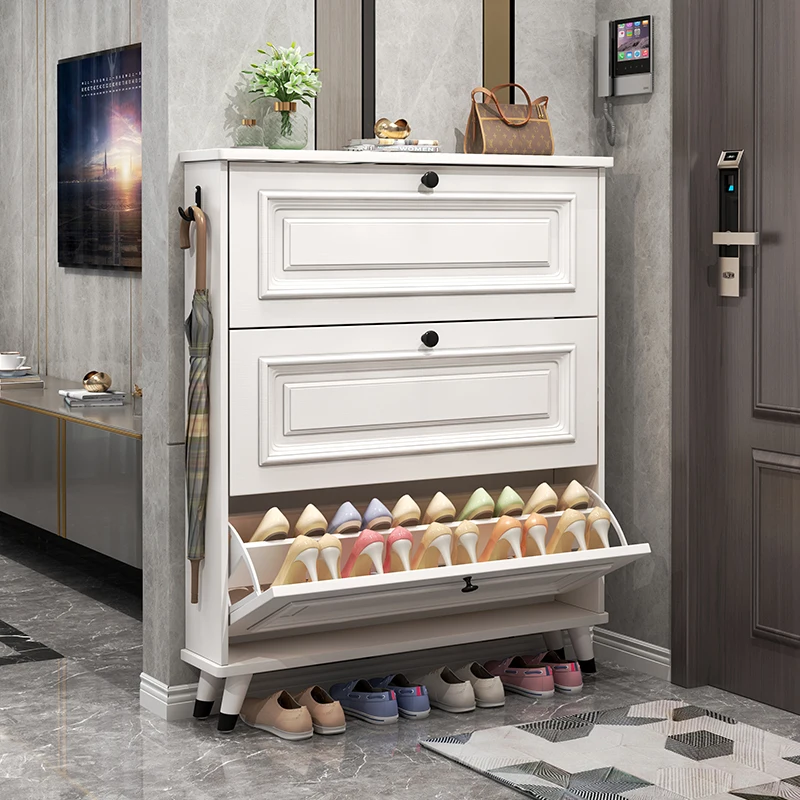 شقة صغيرة أمريكية رفيعة للغاية جديدة 2025 على باب المنزل، رف ضيق للتخزين في المدخل