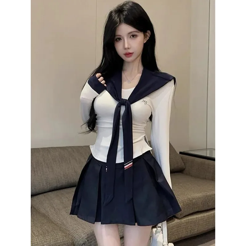 

Женская футболка в консервативном стиле, весенне-осенняя темно-синяя футболка с воротником и длинными рукавами, плиссированная юбка, комплект из двух предметов