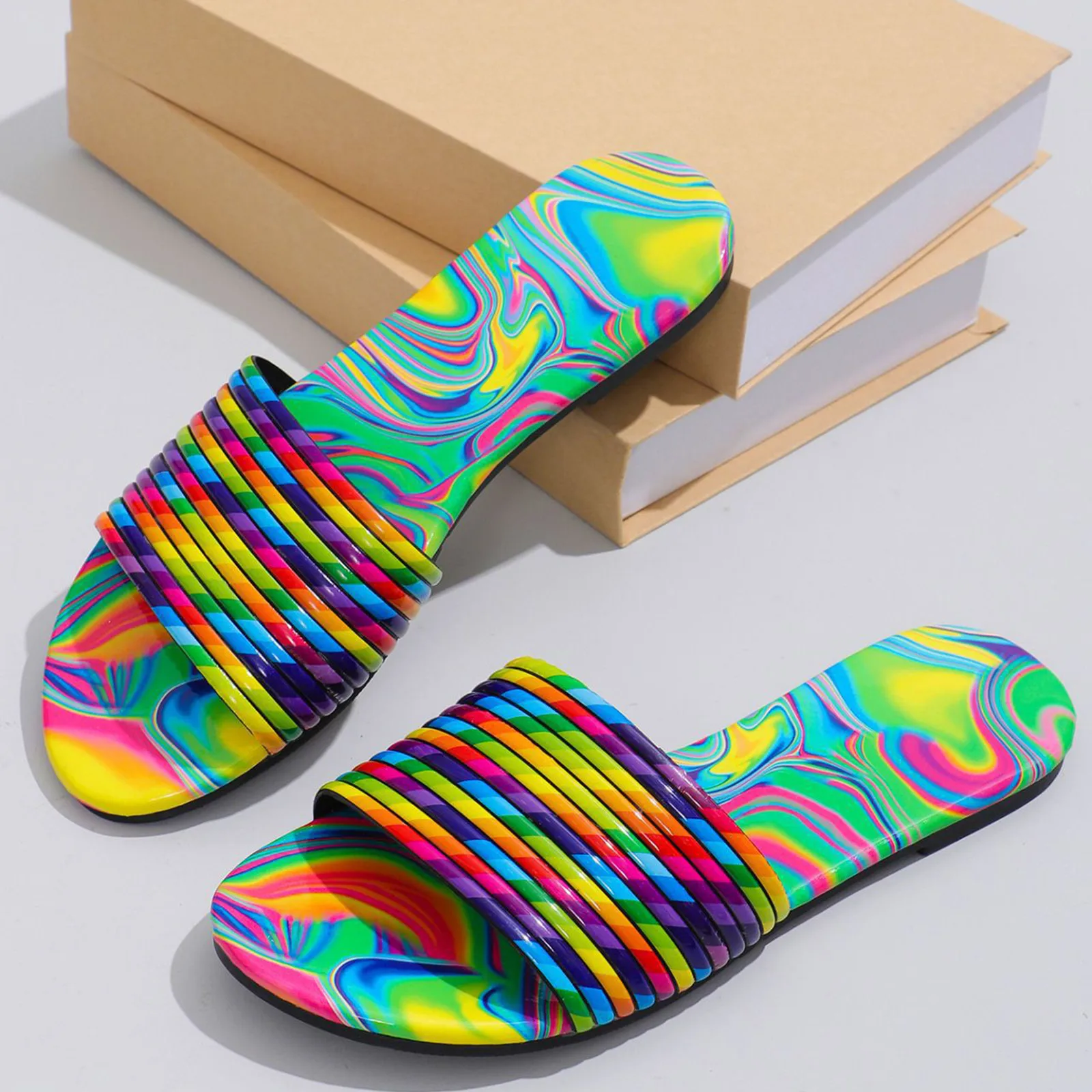 Flat Bottomed Beach Shoes Women Shoes Slides Rainbow Slippers Women Summer Outdoor Soft Non Slip Beach Sandal Ladies Flip Flops