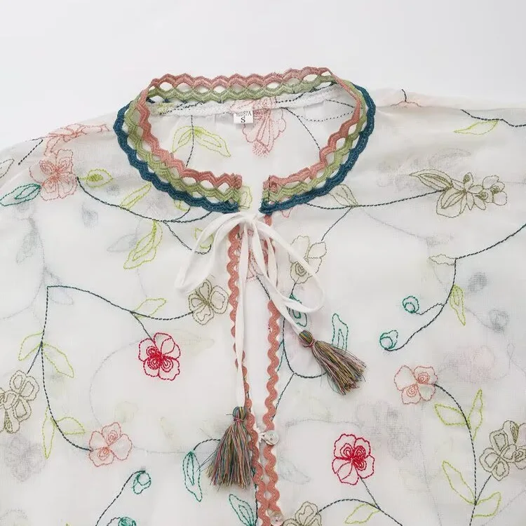 

Новый летний женский свободный крой с цветочной вышивкой и длинным светом из полиэфирного волокна, европейский топ Sle Faion