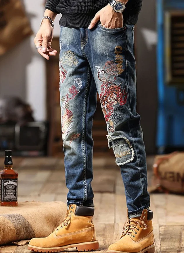 Male Tiger Embroidered Jeans Fashion High Street Chinese Style Pattern Embroidered Piercing Patch Pants