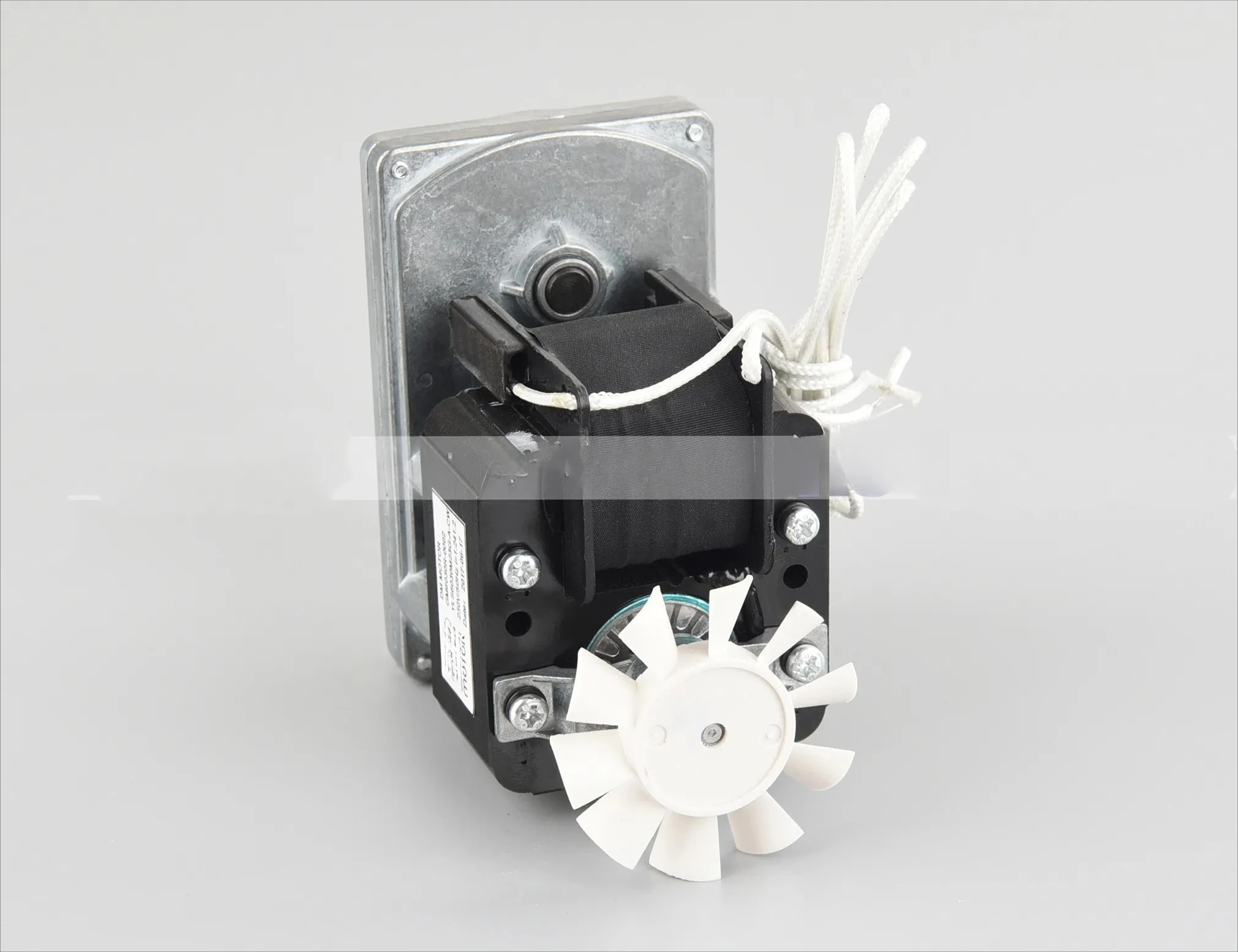 moteur-a-engrenages-gm6030r-0002