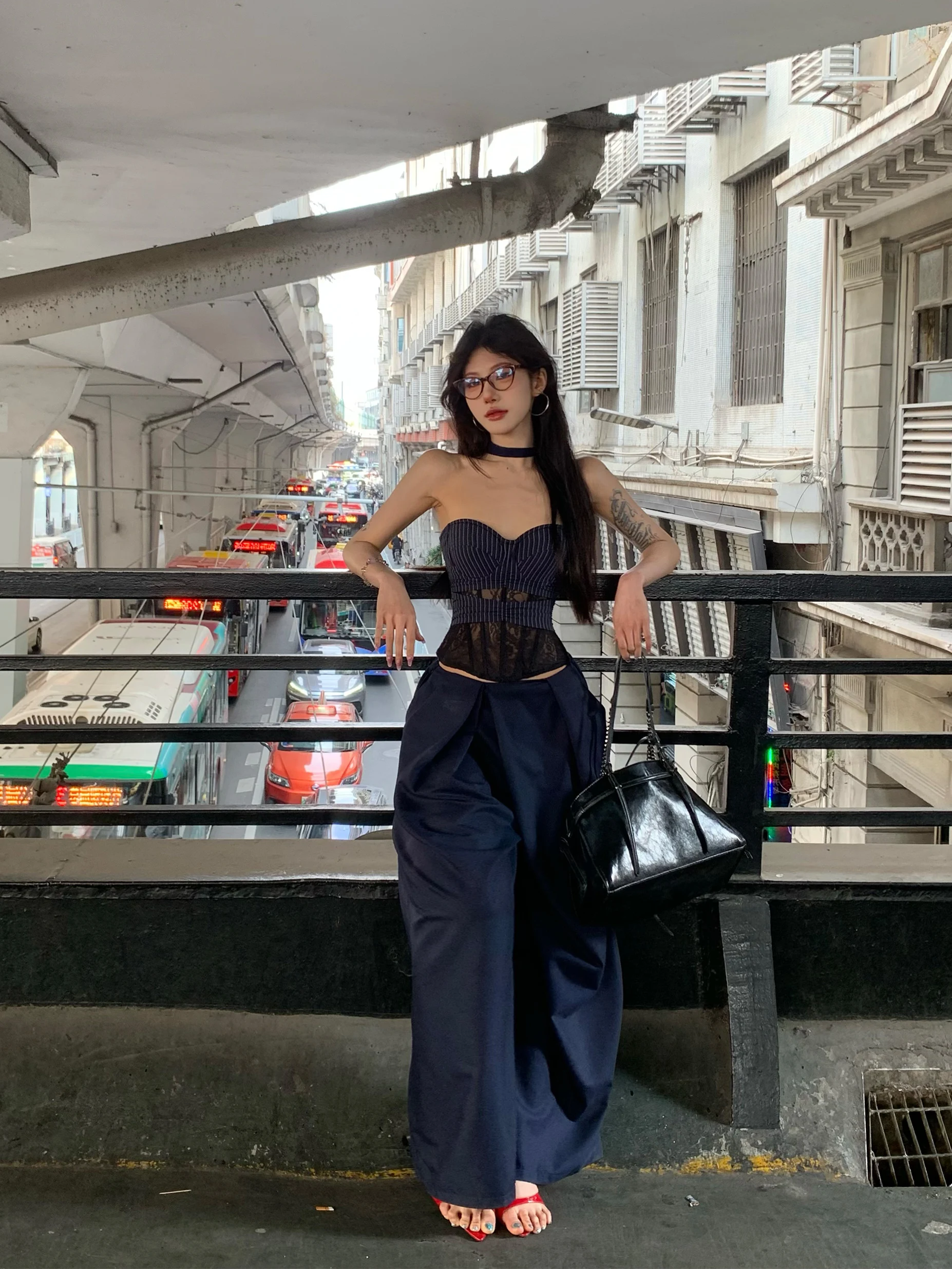 

Новый женский летний топ-бюстье с кружевной отделкой, в полоску, с эффектом пэчворк, укороченный, в уличном стиле, для ношения под одеждой