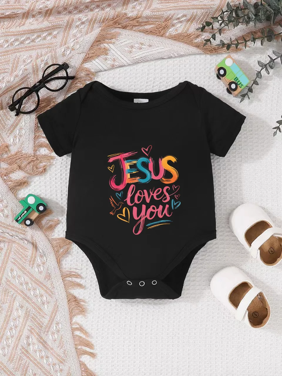 Picture 4: Playful letter-printed baby short-sleeve triangle bodysuit. Button closure for easy dressing, machine washable