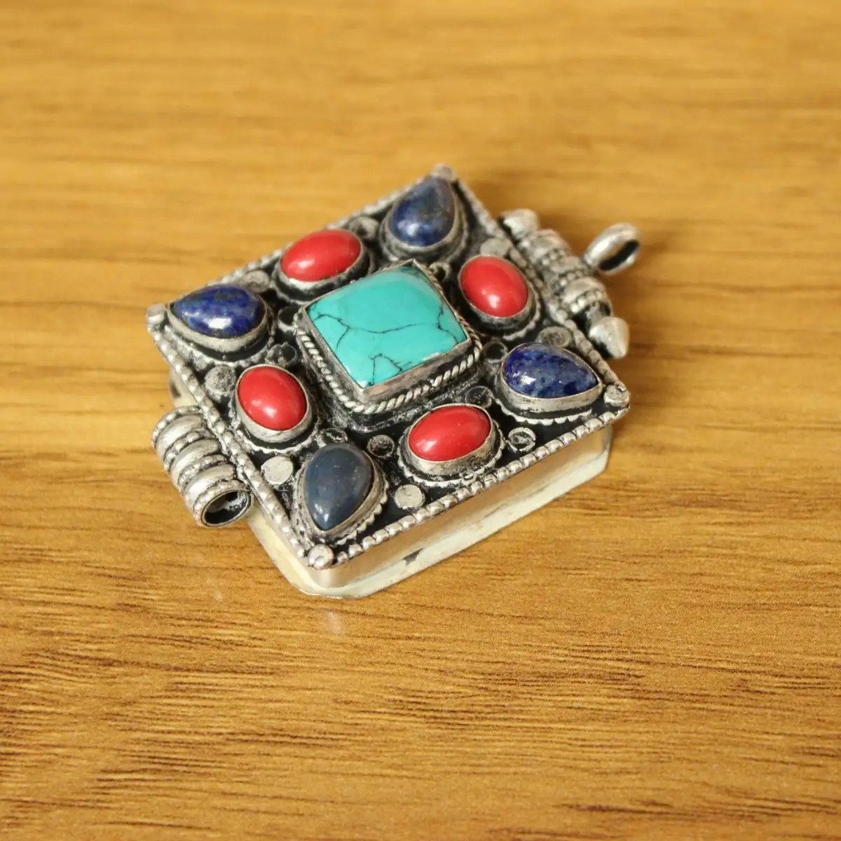 PN257 Ethnic Tibetan Silver Metal Inlaid Lapis Coral Colorful Store Square Prayer Gau Box Pendant Necklace