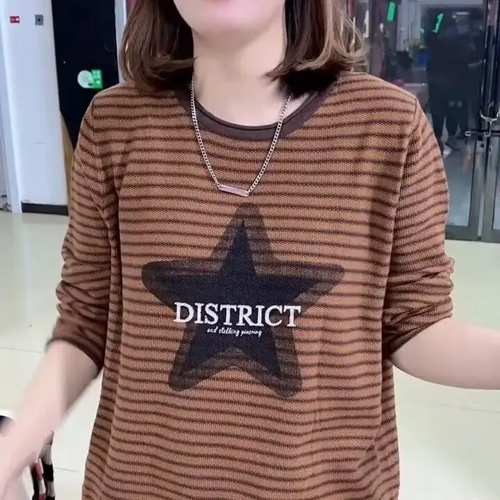 เสื้อสเวตเตอร์ไหมพรมลายทาง แขนยาว ทรงหลวม สไตล์ลำลอง แฟชั่นสำหรับผู้หญิง ฤดูใบไม้ผลิ ฤดูใบไม้ร่วง ปี 2025 ให้ความรู้สึกสบาย