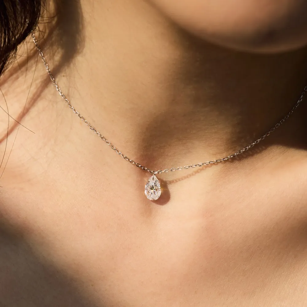 

CCFJOYAS 925 Sterling Silver Single Shining Sparkling Drilling Water Droplet Zircon Necklace Minimalist Stacked Collarbone Chain