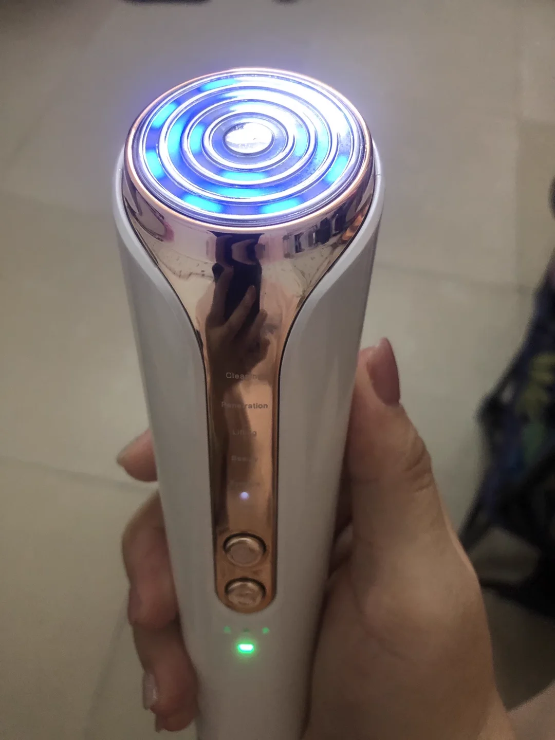Facial Beauty Apparatus Massager Photon Facial Massager With Ems & Rf Light Vibration Hot&cold